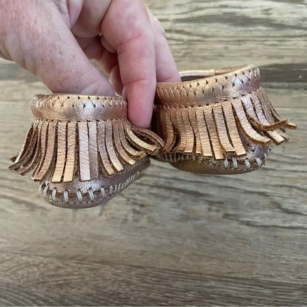 Minnetonka rose gold leather moccasins 3